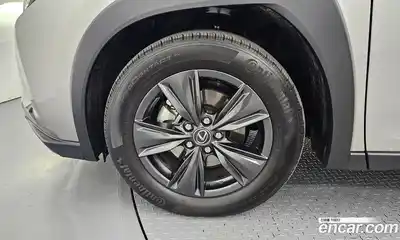 Lexus UX 2025 2.0 гидро в Москве № 168051, миниатюра 5