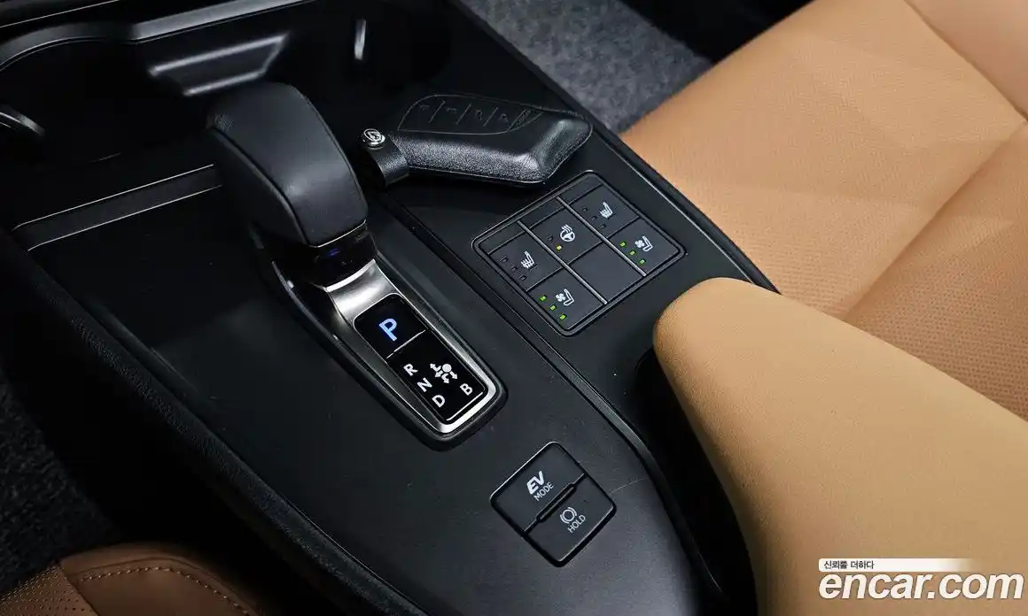 Lexus UX 2025 2.0 гидро в Москве № 168051, фото 9