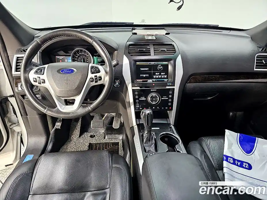 Ford Explorer 2015 3.5 гидро в Москве № 257693, фото 7