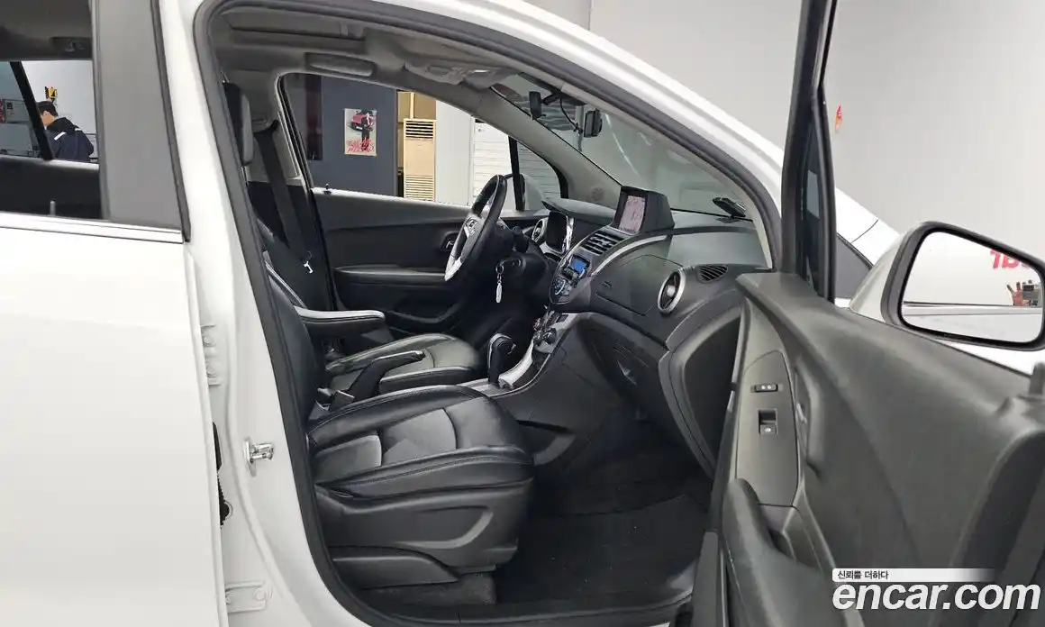 Chevrolet Trax 2016 1.6 гидро в Москве № 40156, фото 13