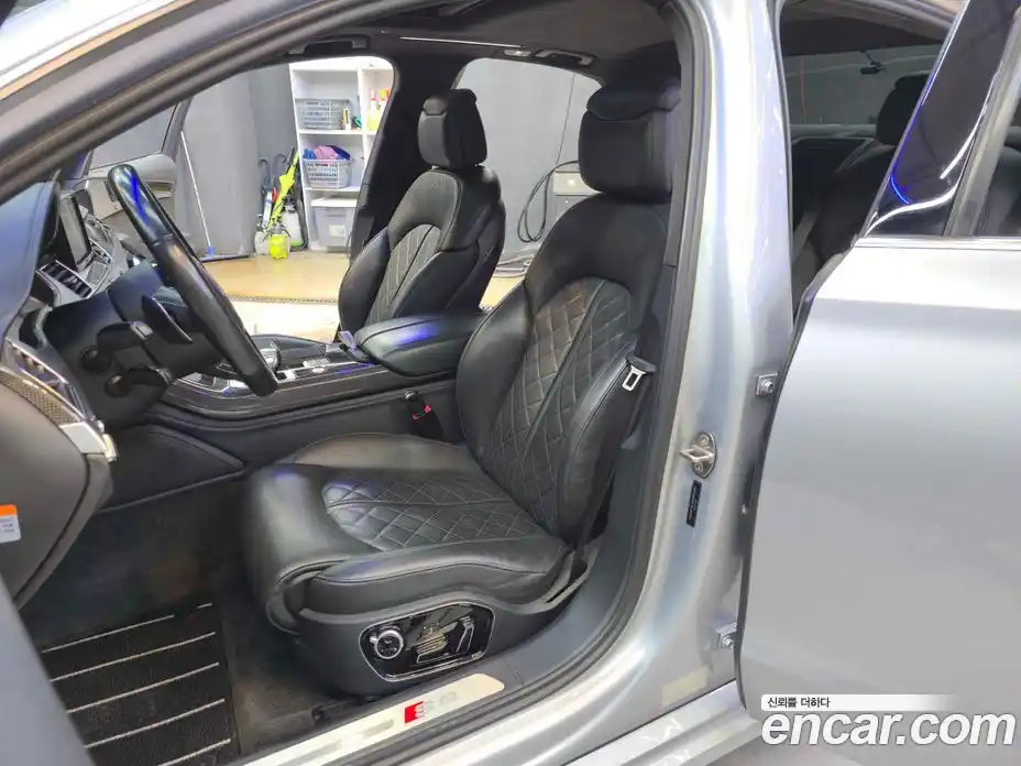 Audi S8 2014 4.0 гидро в Москве № 1280315, фото 17