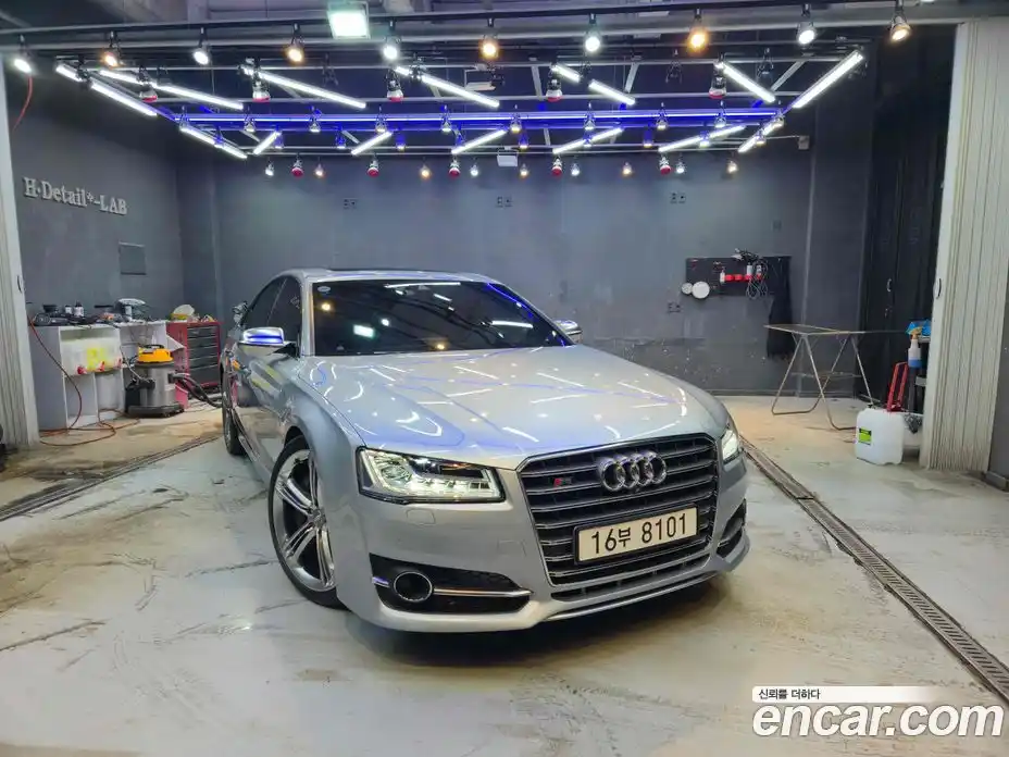 Audi S8 2014 4.0 гидро в Москве № 1280315, фото 5