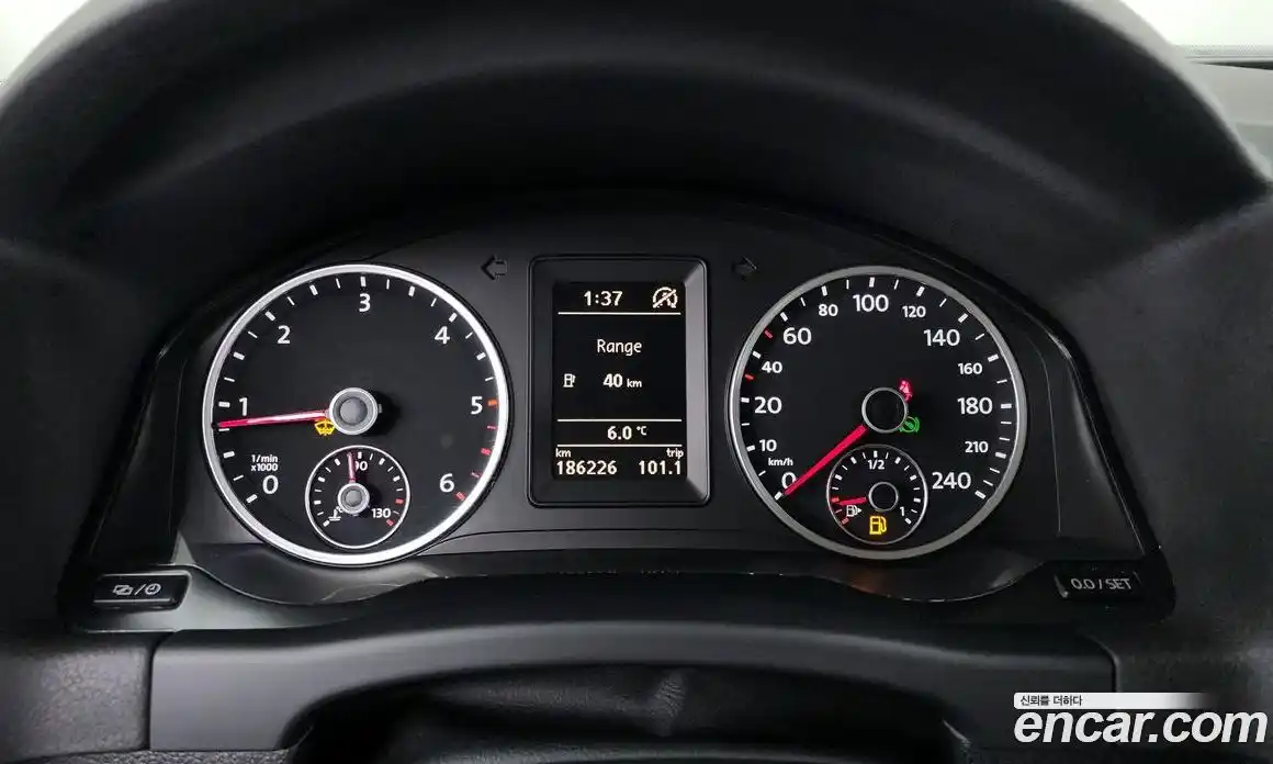 Volkswagen Tiguan 2014 2.0 гидро в Москве № 134929, фото 8