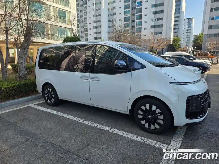 Hyundai Staria 2025 1.6 гидро в Москве № 1464298, фото 13