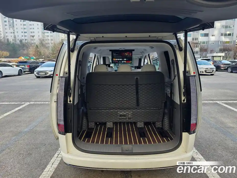 Hyundai Staria 2025 1.6 гидро в Москве № 1464298, фото 9