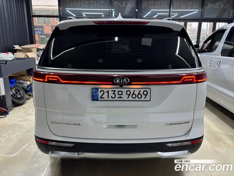Kia Canival 2021 2.2 гидро в Москве № 1465510, фото 5