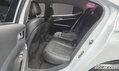 Genesis G70 2018 2.0 Классический в Москве № 1466876, миниатюра 12