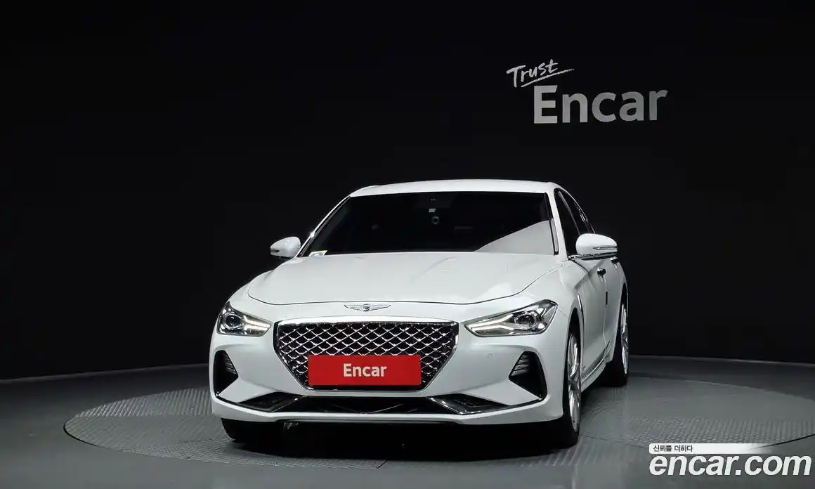 Genesis G70 2018 2.0 Классический в Москве № 1466876, фото 3
