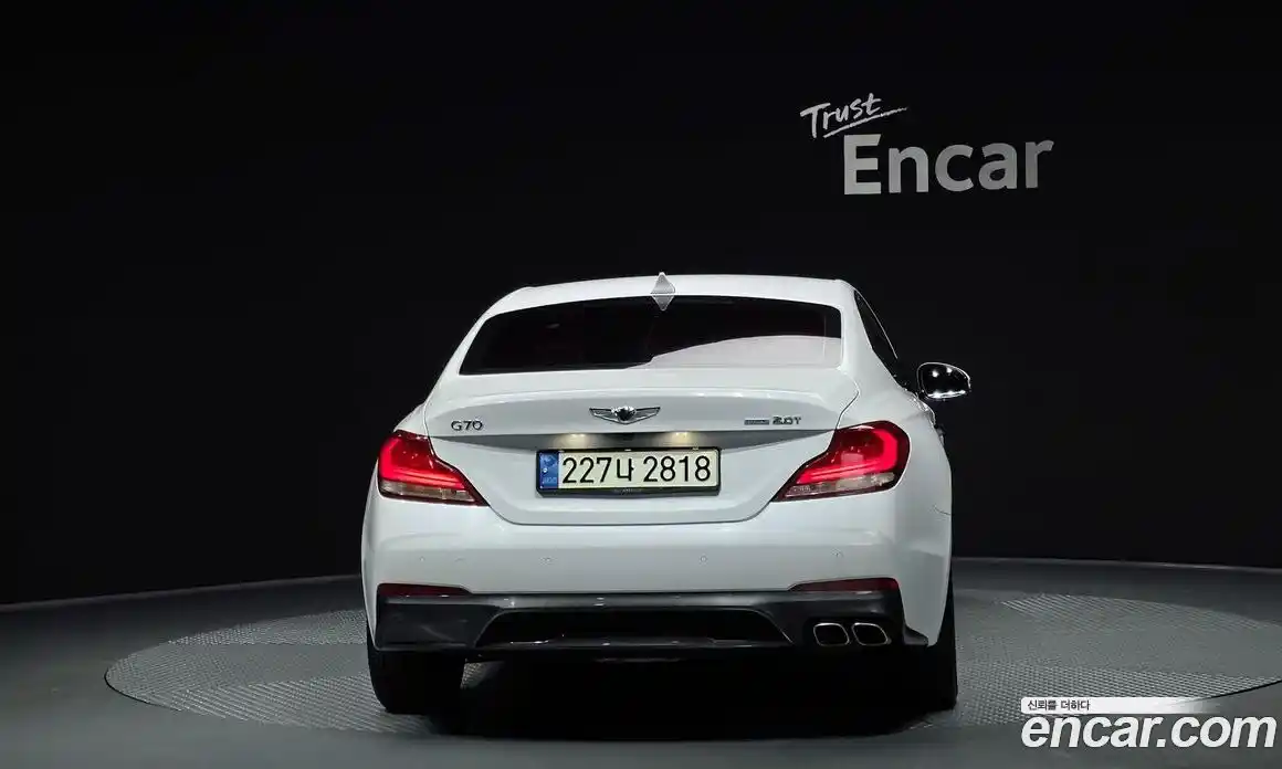 Genesis G70 2018 2.0 Классический в Москве № 1466876, фото 4