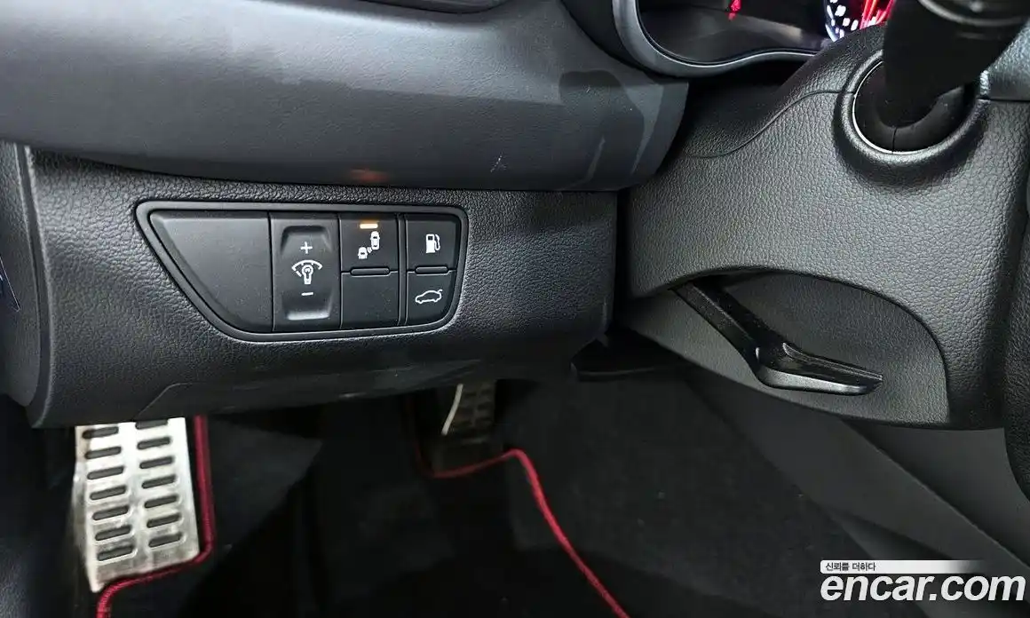 Genesis G70 2017 2.0 Классический в Москве № 1466955, фото 15