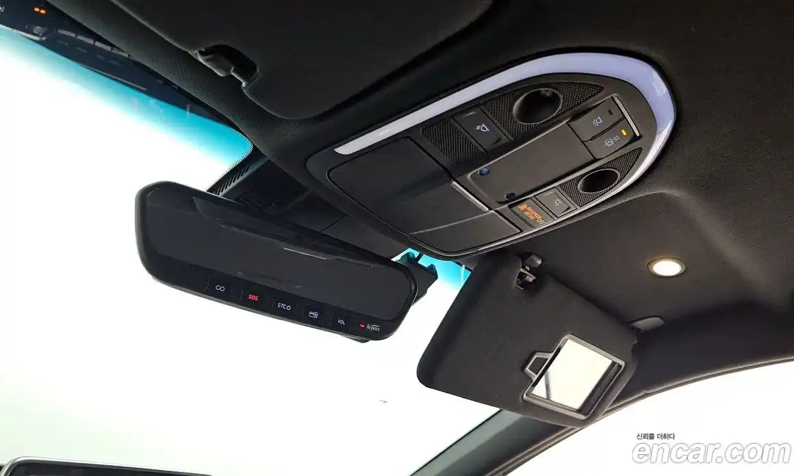 Genesis G70 2017 2.0 Классический в Москве № 1466955, фото 18