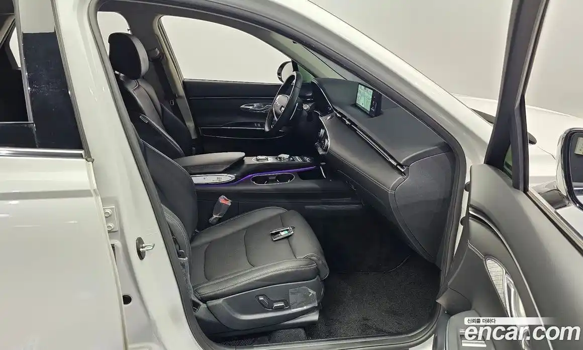 Genesis GV70 2022 2.2 Автомат в Москве № 1467037, фото 11