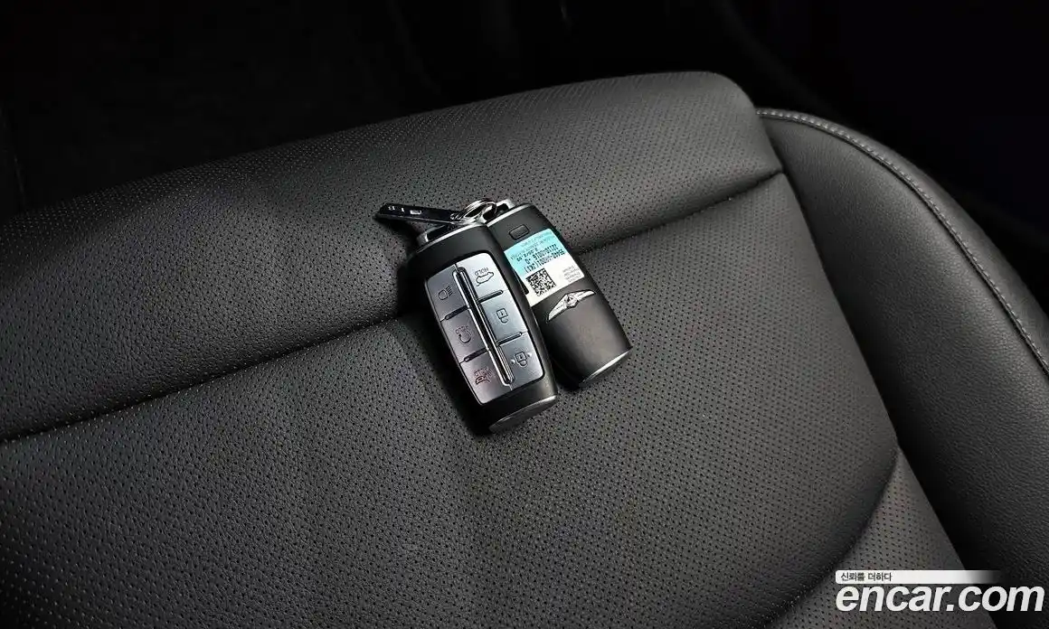 Genesis GV70 2022 2.2 Автомат в Москве № 1467037, фото 18