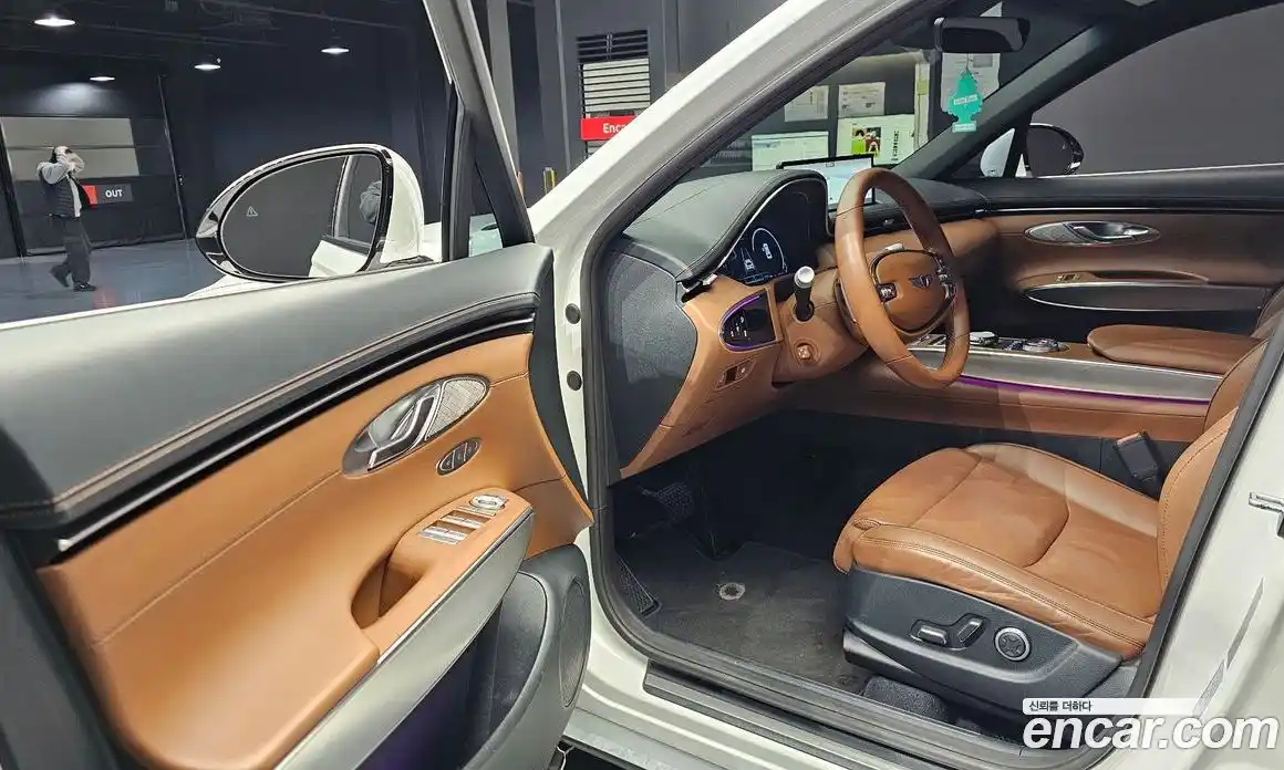 Genesis GV70 2022 2.5 Автомат в Москве № 1467038, фото 10