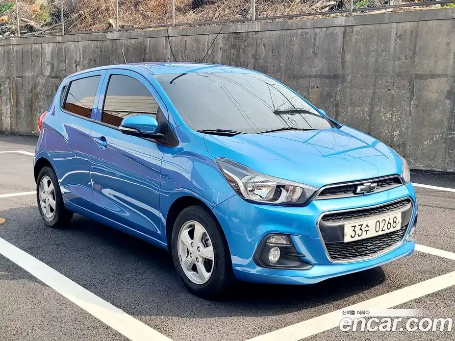 Chevrolet Spark 2016 1.0 гидро в Москве, фото 1
