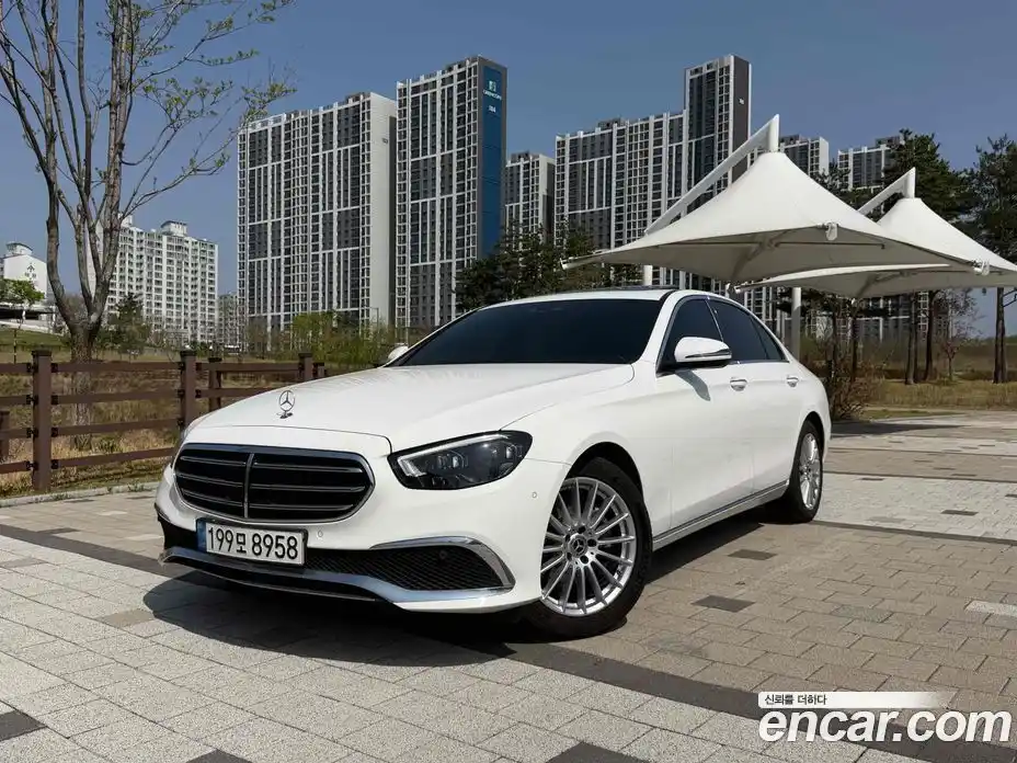 Mercedes-Benz E-Class 2021 2.0 гидро в Москве № 1472448, фото 1