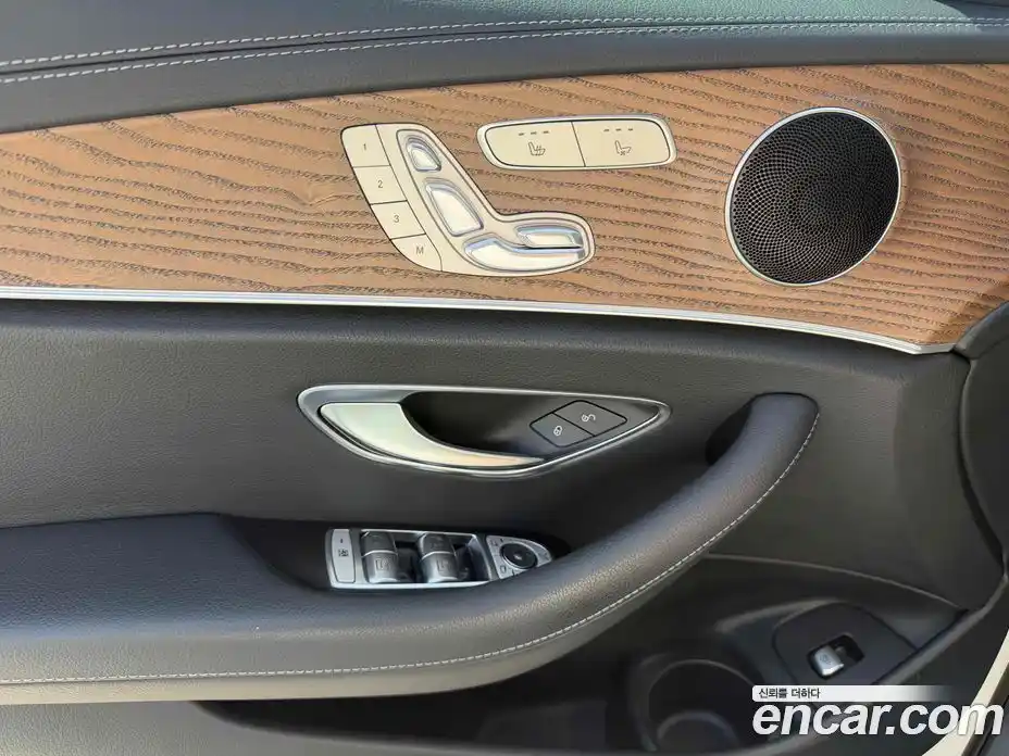 Mercedes-Benz E-Class 2021 2.0 гидро в Москве № 1472448, фото 12