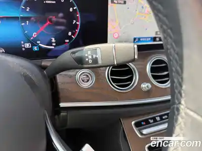 Mercedes-Benz E-Class 2021 2.0 гидро в Москве № 1472448, миниатюра 9