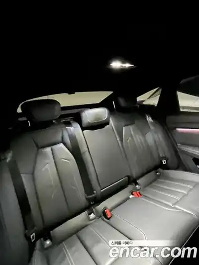Audi Q4 e-tron 2023 гидро в Москве № 1473597, миниатюра 6