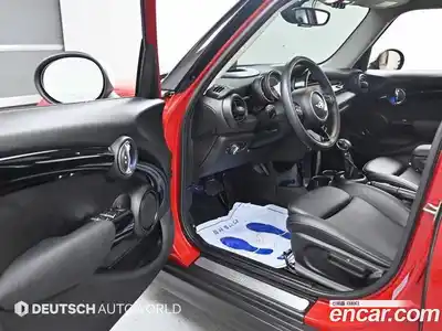 Mini Cooper 2018 1.5 гидро в Москве № 1475776, миниатюра 11