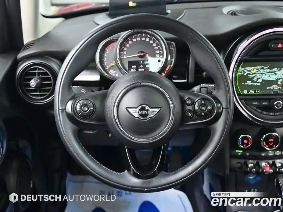 Mini Cooper 2018 1.5 гидро в Москве № 1475776, фото 13