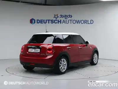Mini Cooper 2018 1.5 гидро в Москве № 1475776, миниатюра 2