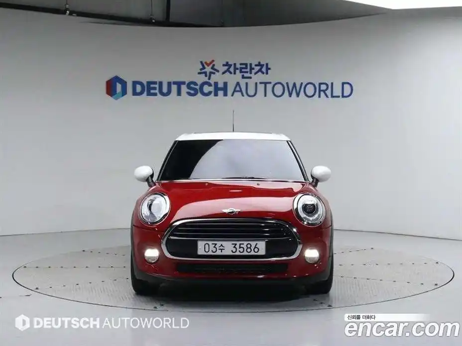 Mini Cooper 2018 1.5 гидро в Москве № 1475776, фото 3
