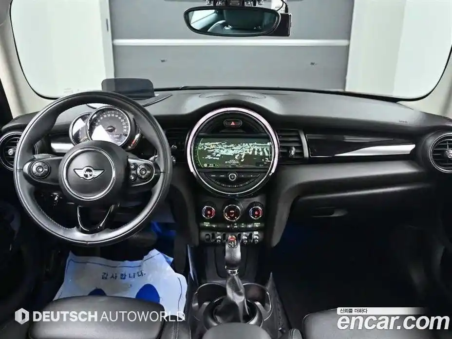 Mini Cooper 2018 1.5 гидро в Москве № 1475776, фото 7
