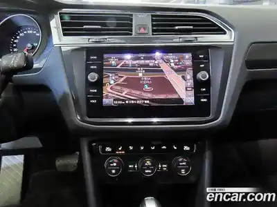 Volkswagen Tiguan 2020 2.0 гидро в Москве № 1476631, миниатюра 11