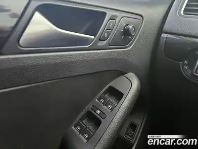 Volkswagen Jetta 2012 2.0 гидро в Москве № 1476667, миниатюра 8