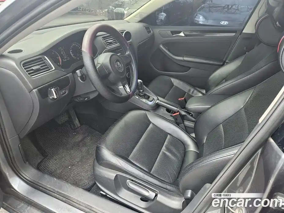Volkswagen Jetta 2012 2.0 гидро в Москве № 1476667, фото 10