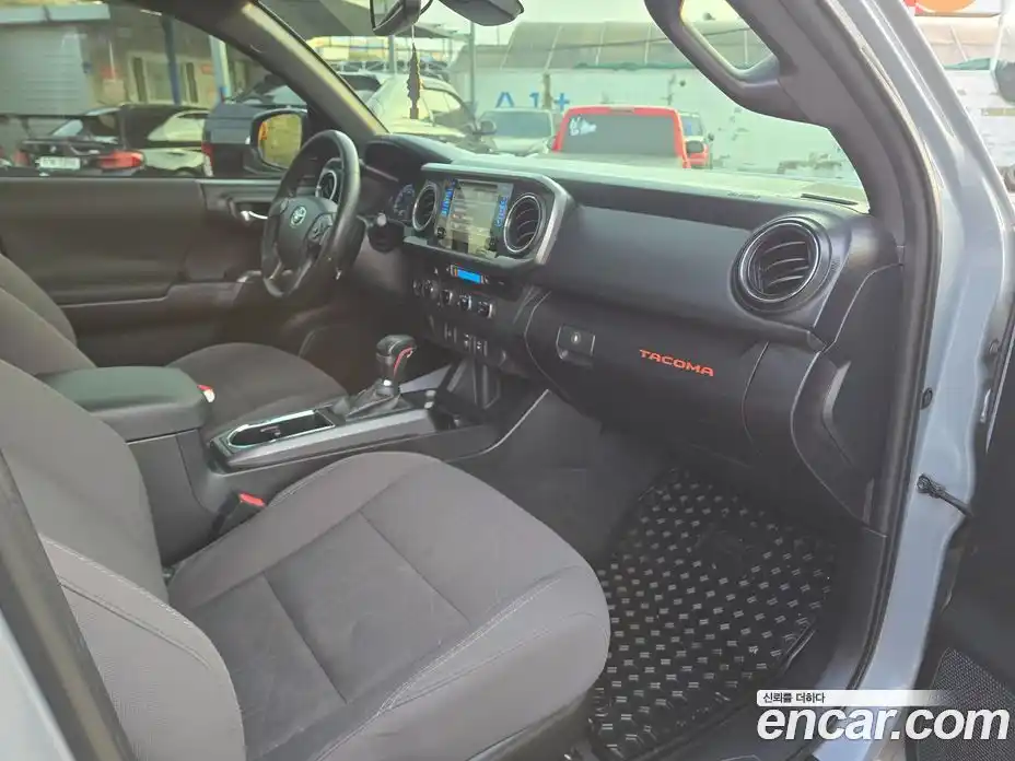 Toyota Tacoma 2018 3.5 гидро в Москве № 1477103, фото 13