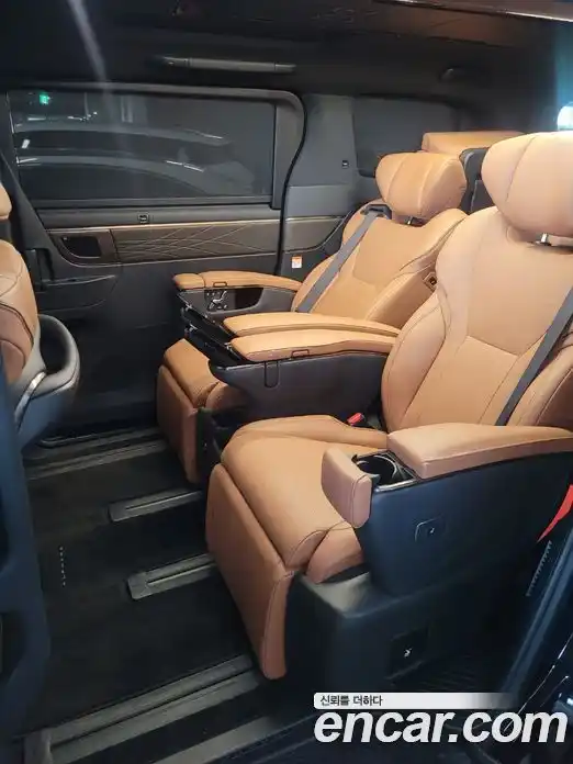 Toyota Alphard 2025 2.5 вариатор в Москве № 1477133, фото 3