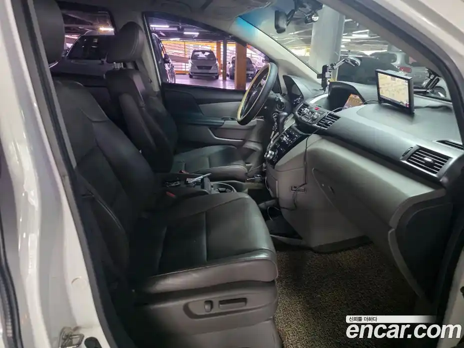Honda Odyssey 2013 3.5 гидро в Москве № 1477268, фото 12