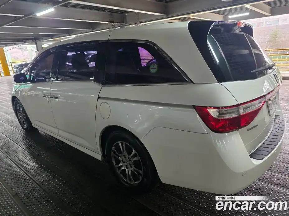 Honda Odyssey 2013 3.5 гидро в Москве № 1477268, фото 5