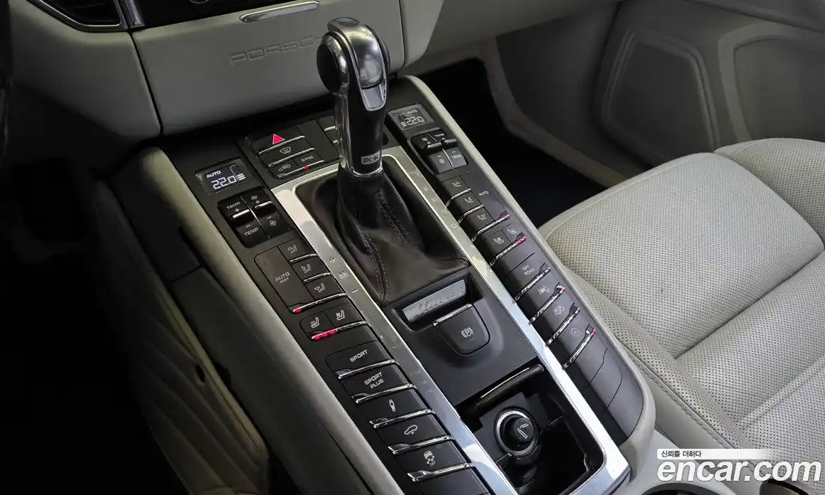 Porsche Macan 2017 3.0 гидро в Москве № 165551, фото 9