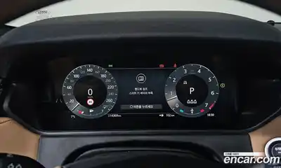 Land Rover Range-Rover Velar 2024 3.0 гидро в Москве № 165997, миниатюра 7