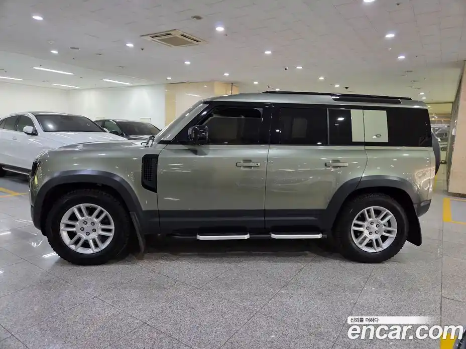 Land Rover Defender 2020 2.0 гидро в Москве № 166798, фото 3