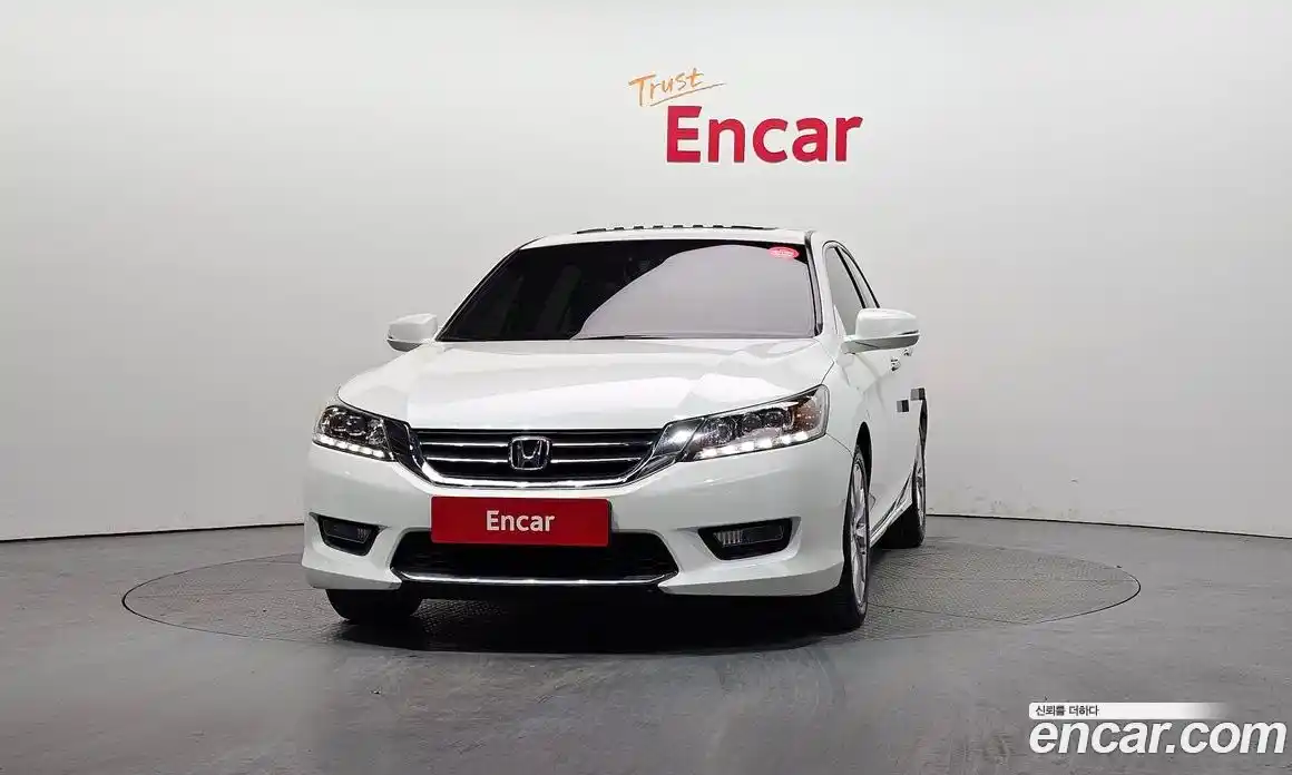 Honda Accord 2015 2.4 гидро в Москве № 170601, фото 3
