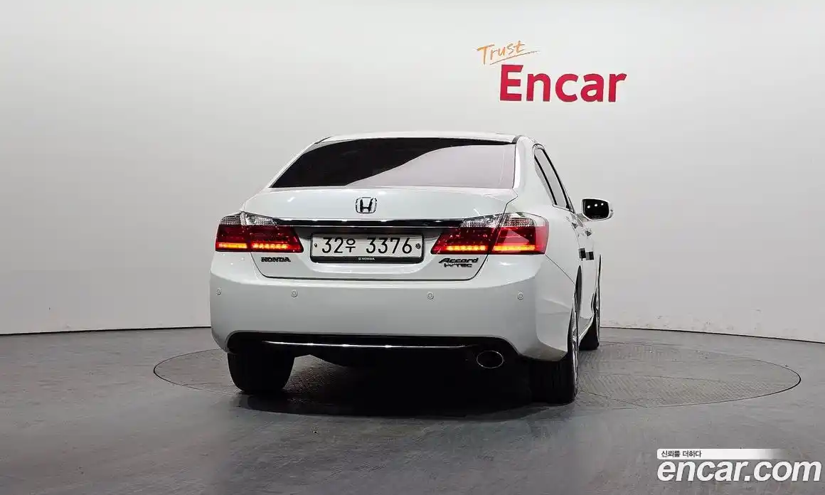 Honda Accord 2015 2.4 гидро в Москве № 170601, фото 4