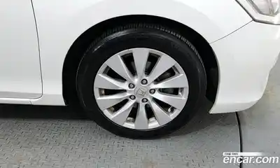 Honda Accord 2015 2.4 гидро в Москве № 170601, миниатюра 5