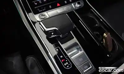 Audi Q8 2023 3.0 гидро в Москве № 196025, миниатюра 9