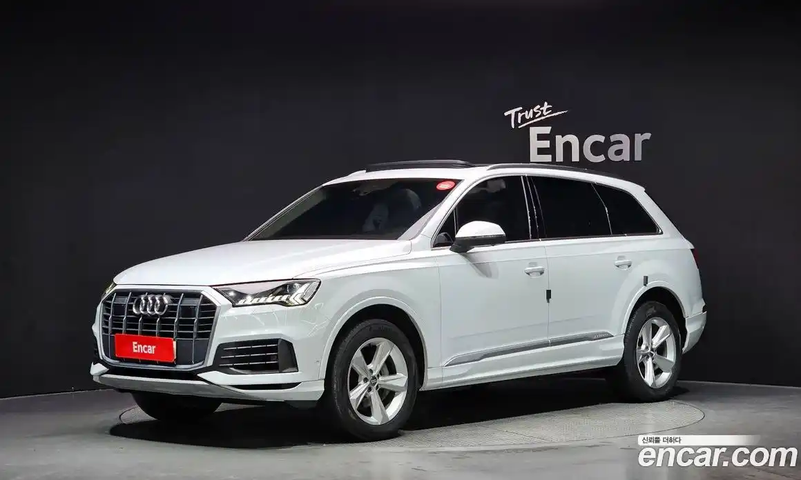 Audi Q7 2020 3.0 гидро в Москве № 196421, фото 1