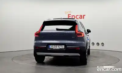 Volvo XC40 2022 2.0 гидро в Москве № 196998, миниатюра 4