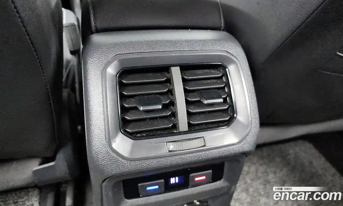 Volkswagen Tiguan 2021 2.0 гидро в Москве № 215134, фото 19