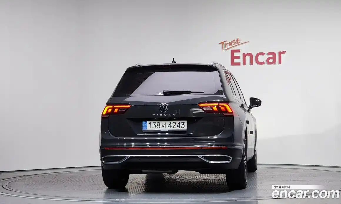 Volkswagen Tiguan 2021 2.0 гидро в Москве № 215134, фото 4