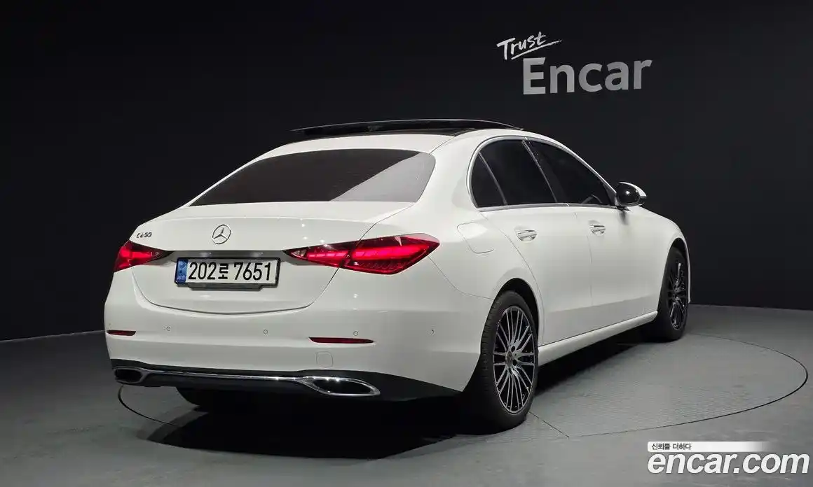 Mercedes-Benz C-Class 2022 2.0 гидро в Москве № 220653, фото 2