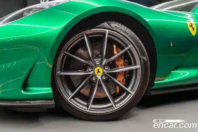 Ferrari 812 2021 6.5 гидро в Москве № 288696, миниатюра 3