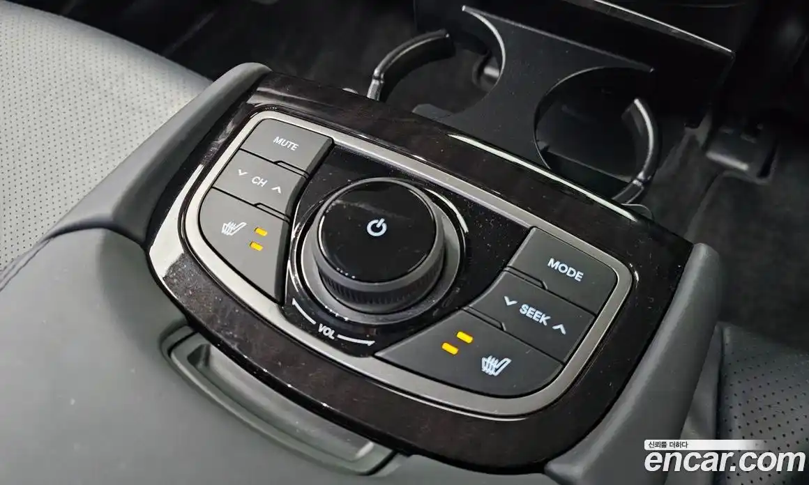 Hyundai Grandeur 2014 2.4 гидро в Москве № 43093, фото 19