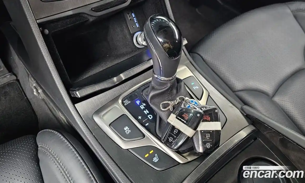 Hyundai Grandeur 2014 2.4 гидро в Москве № 43093, фото 9